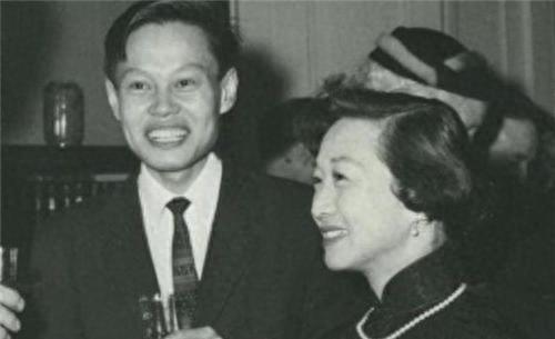 杨振宁和翁帆最新消息,杨振宁与翁帆，时光之证下的深情与科学之光