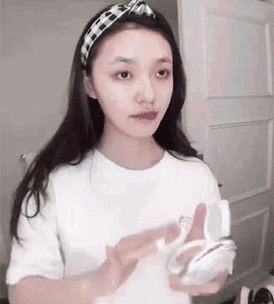 最新新娘妆面与造型,最新新娘妆面与造型，爱的绽放与友情的光辉